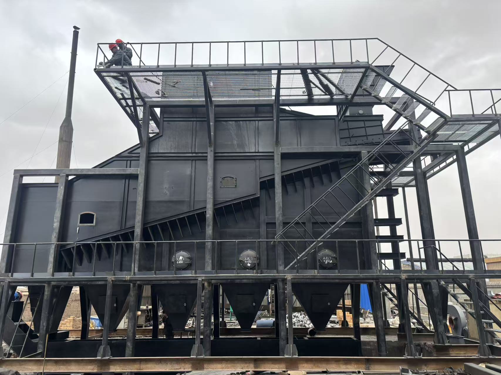 Waste incinerator